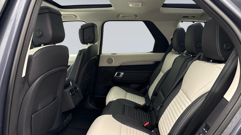 Land Rover Discovery 3.0 D350 Dynamic Hse Blue #4