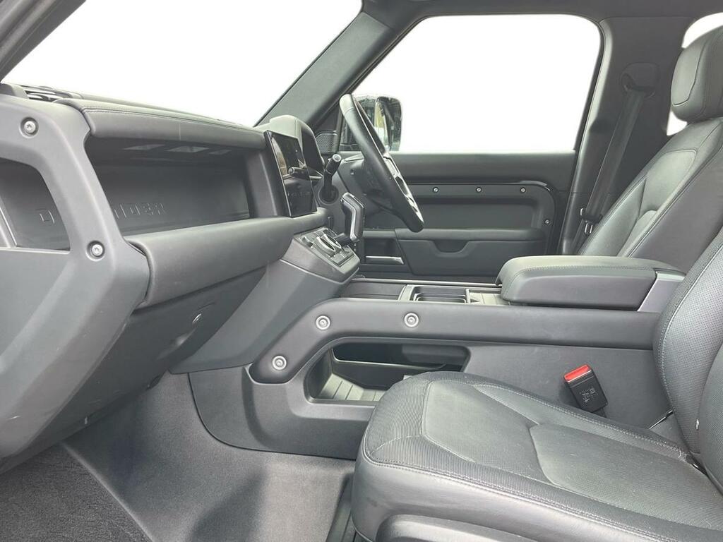 Land Rover Defender 110 3.0 D300 X-dynamic Hse Black #3