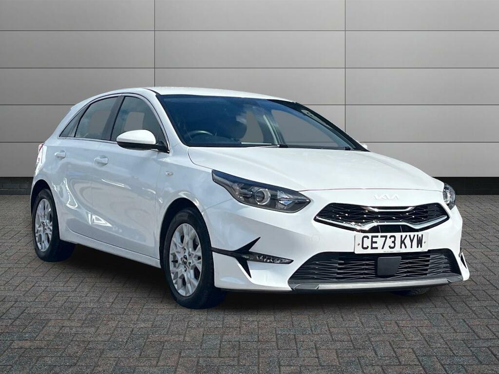 Kia Ceed 1.5 T-gdi 2 Hatchback Euro 6 S White