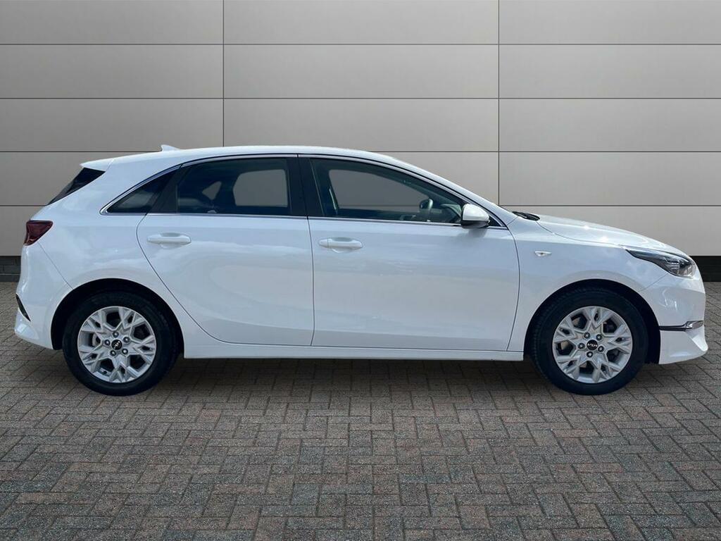 Kia Ceed 1.5 T-gdi 2 Hatchback Euro 6 S White #5