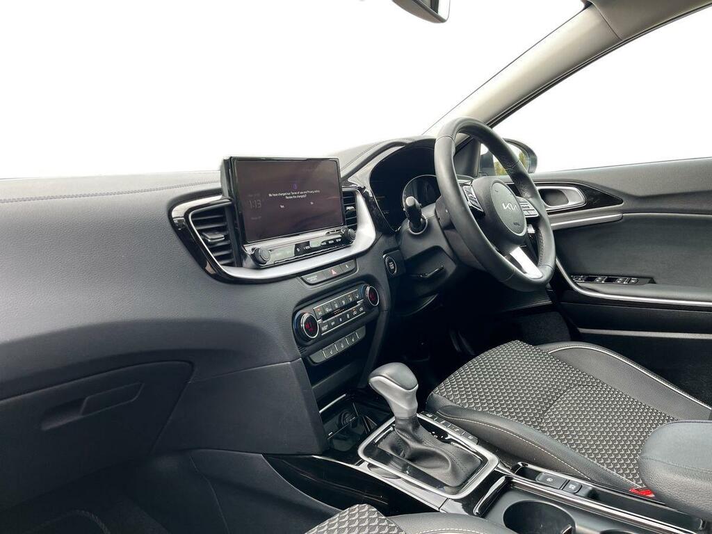 Kia Xceed 1.6 Gdi 8.9Kwh 3 Dct Euro 6 Ss White #3
