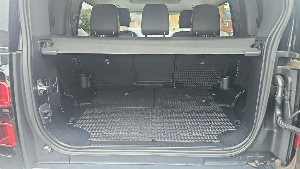 Land Rover Defender 110 2.0 P400e X-dynamic Hse Black #10