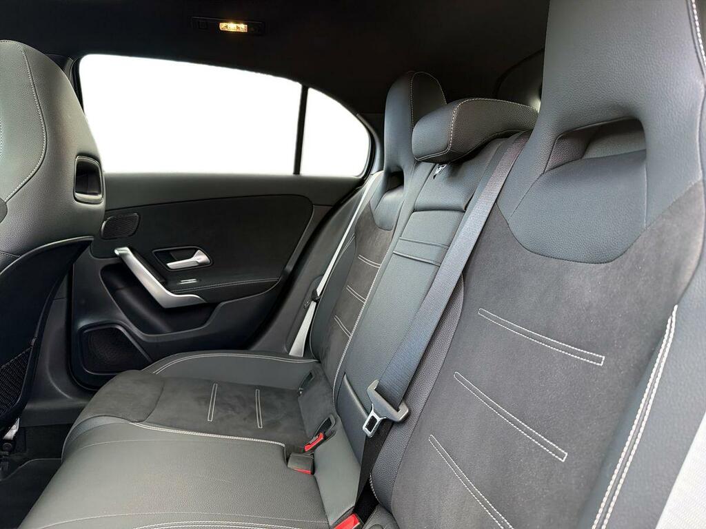 Mercedes-Benz A Class 2.0 A200d Amg Line Premium Plus 8G-dct Euro 6 S Grey #4