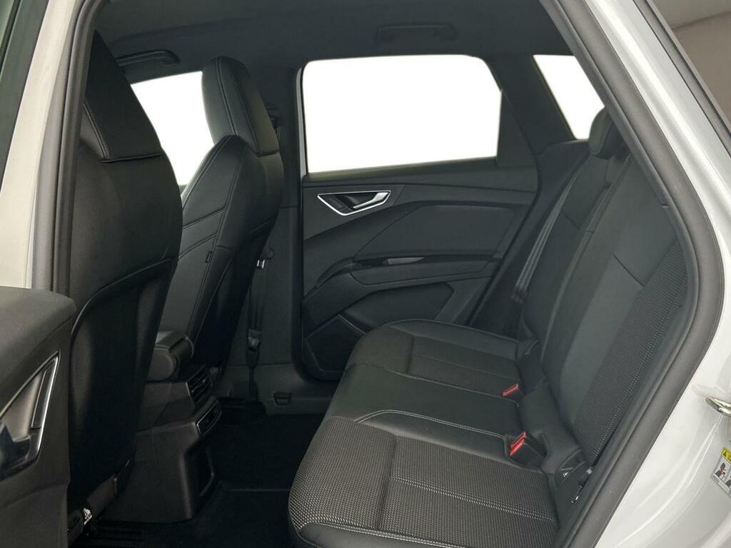 Audi Q4 E Tron S Line 40 15000 Kw White #4