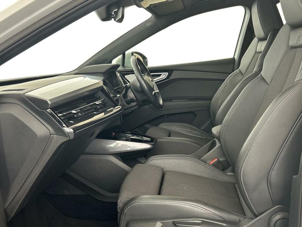 Audi Q4 E Tron S Line 40 15000 Kw White #3