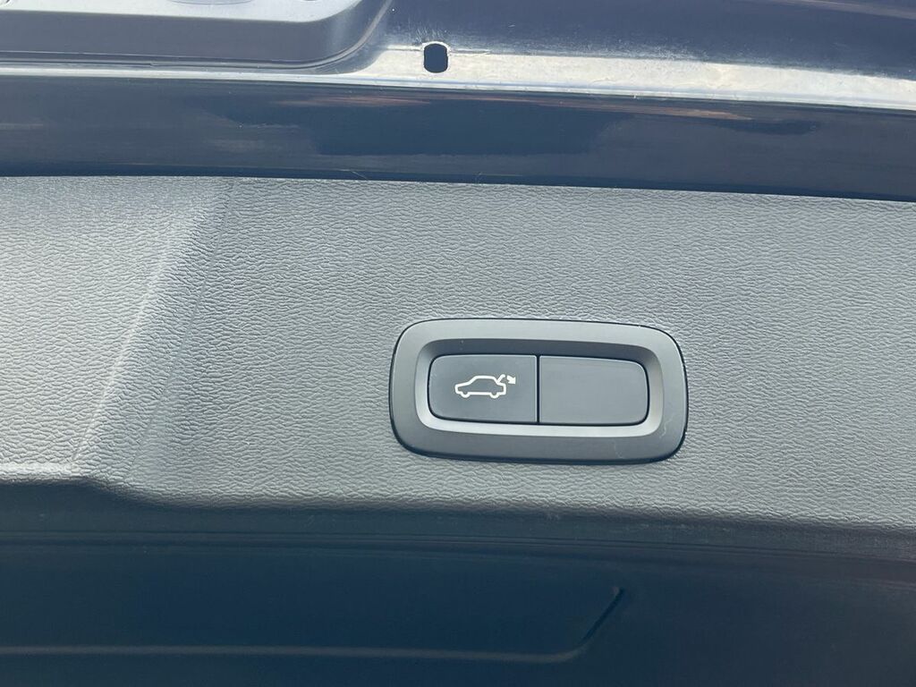 Volvo XC40 Recharge Plus, Single Motor, Blue #24