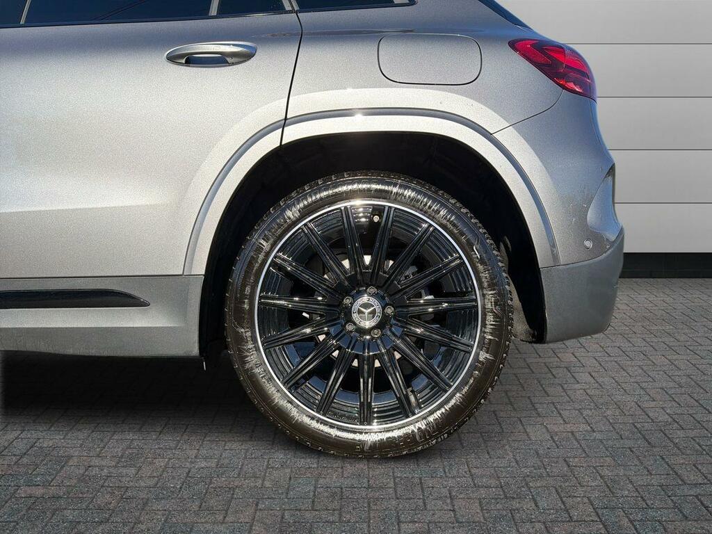 Mercedes-Benz GLA Class Gla 200 Amg Line Executive #8