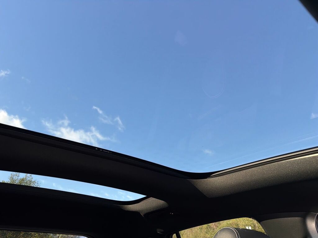 Mercedes-Benz GLA Class Gla 200 Amg Line Executive #37