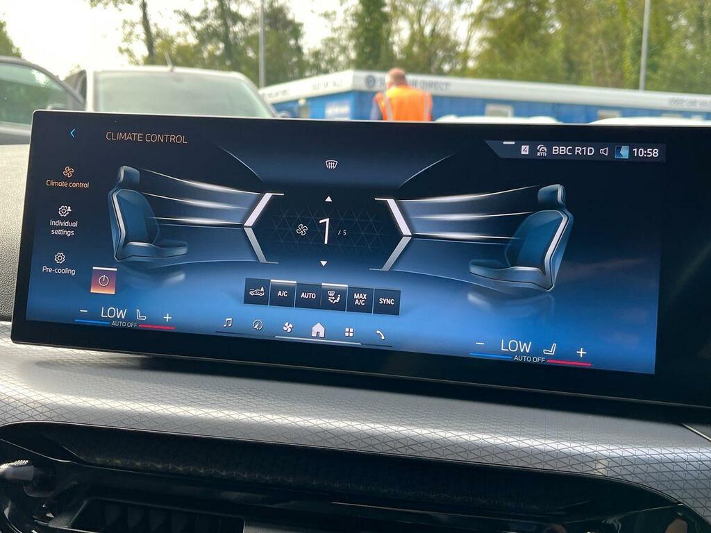 BMW 3 Series 330E Xdrive M Sport Step Blue #12