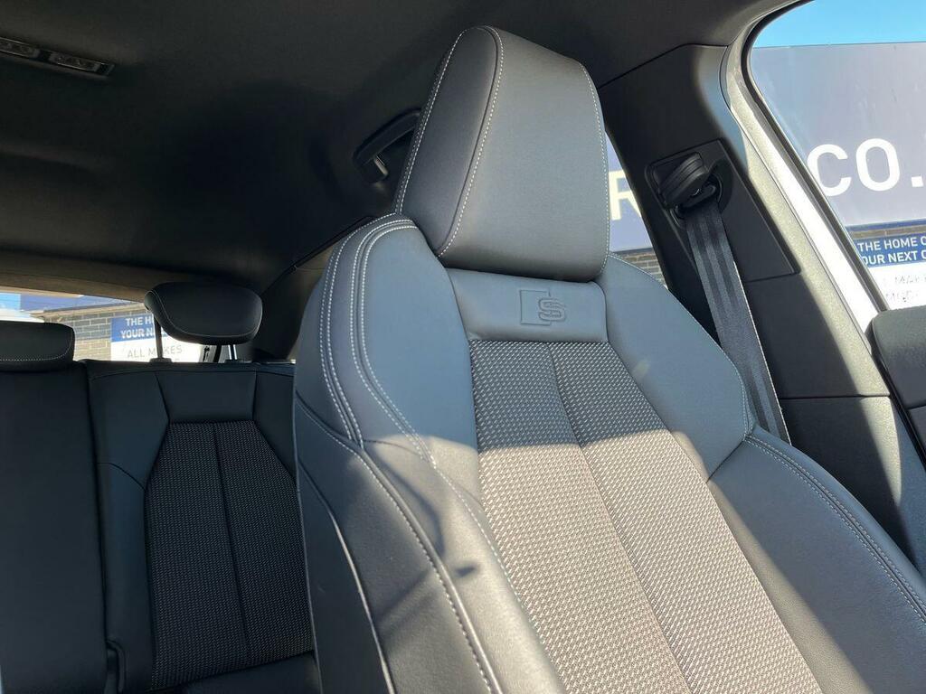 Audi Q4 E Tron Q4 Sportback S Black Edition 40 E-tron 150,00 Kw Grey #41