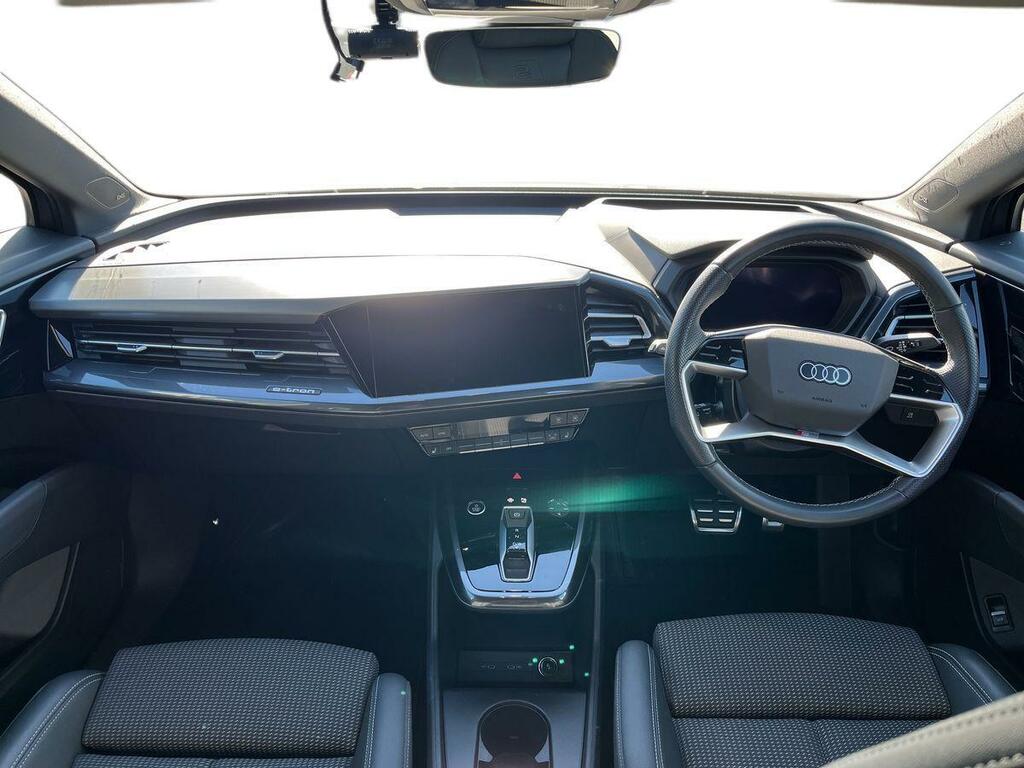 Audi Q4 E Tron Q4 Sportback S Black Edition 40 E-tron 150,00 Kw Grey #9