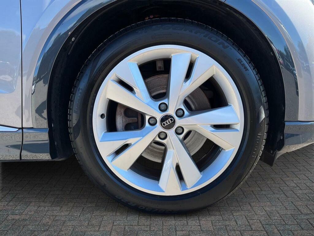 Audi Q4 E Tron Q4 Sportback S Black Edition 40 E-tron 150,00 Kw Grey #8