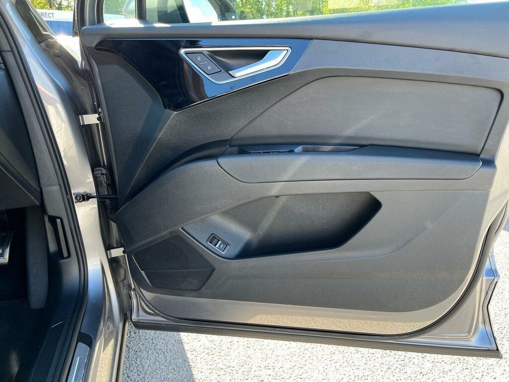 Audi Q4 E Tron Q4 Sportback S Black Edition 40 E-tron 150,00 Kw Grey #27
