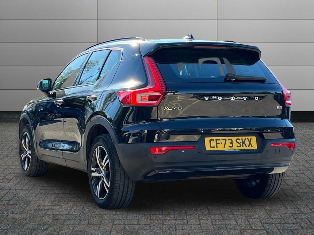 Volvo XC40 2.0 B3 Mhev Plus Dark Dct Euro 6 Ss Black #2