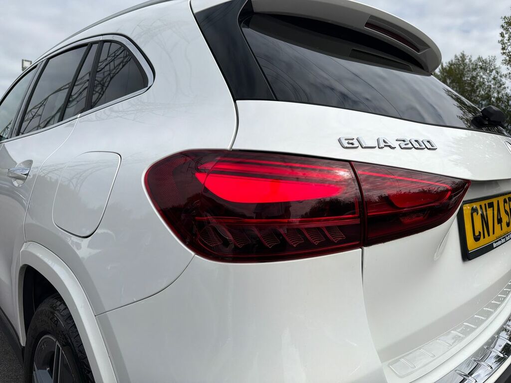 Mercedes-Benz GLA Class Gla 180 Sport Edition Black #15