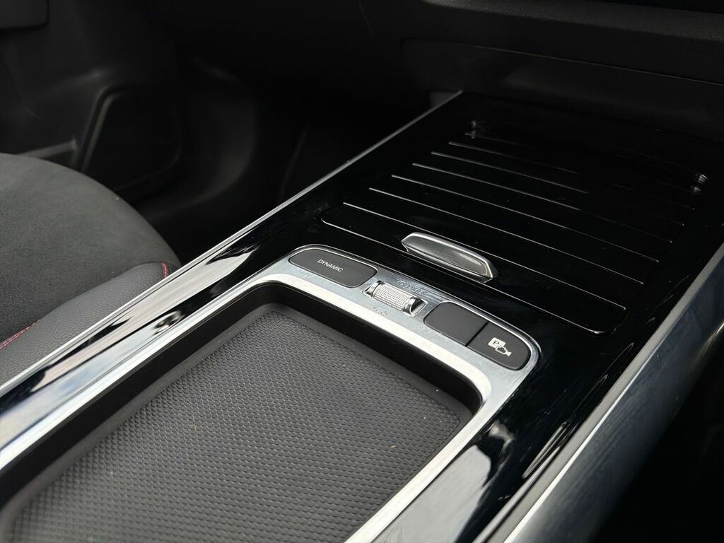 Mercedes-Benz GLA Class Gla 180 Sport Edition Black #37