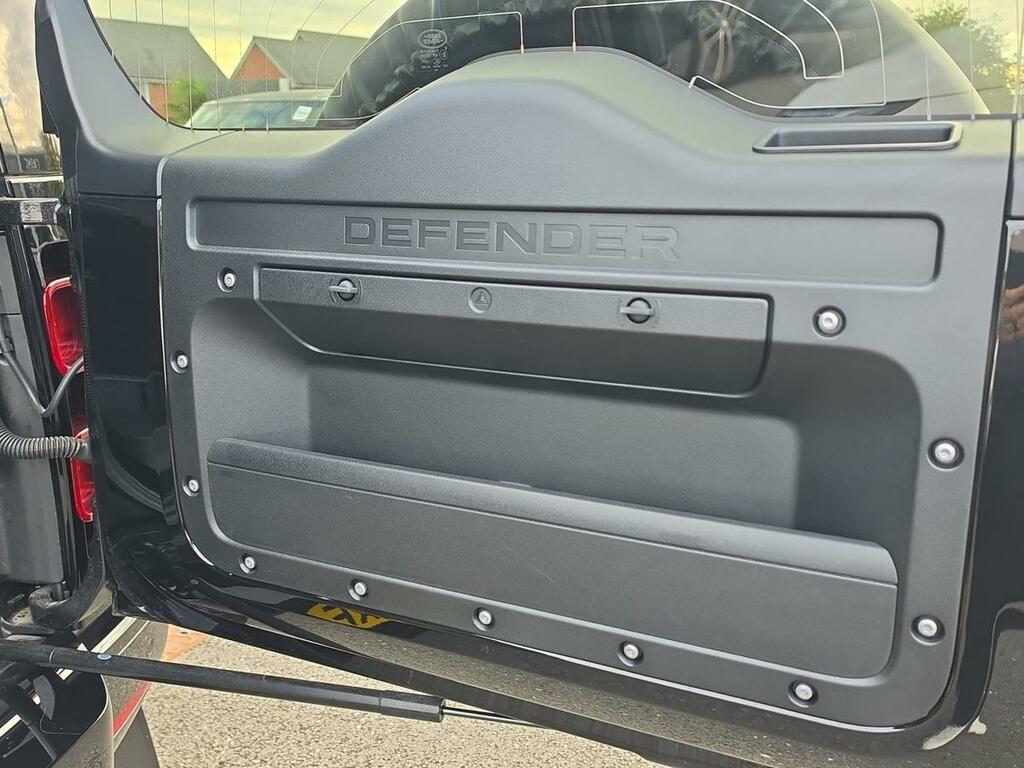 Land Rover Defender 90 3.0 D300 X-dynamic Hse 90 Blue #33