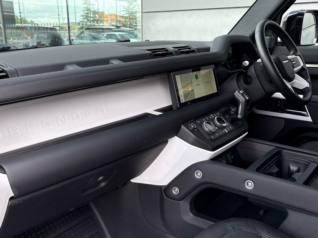 Land Rover Defender 110 3.0 D250 X-dynamic Hse 110 Black #27