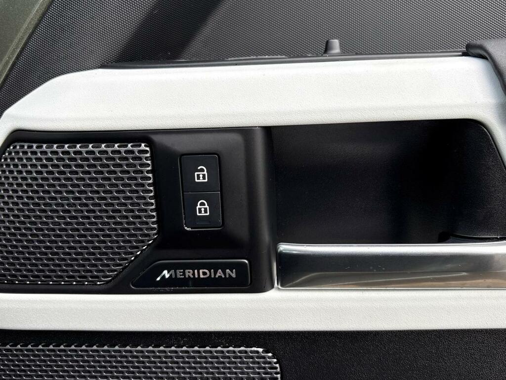 Land Rover Defender 110 3.0 D250 X-dynamic Hse 110 Black #42