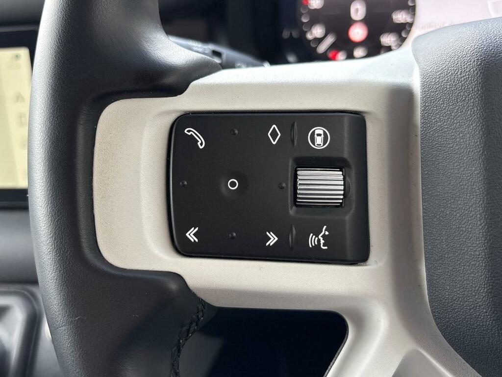 Land Rover Defender 110 3.0 D250 X-dynamic Hse 110 Black #39