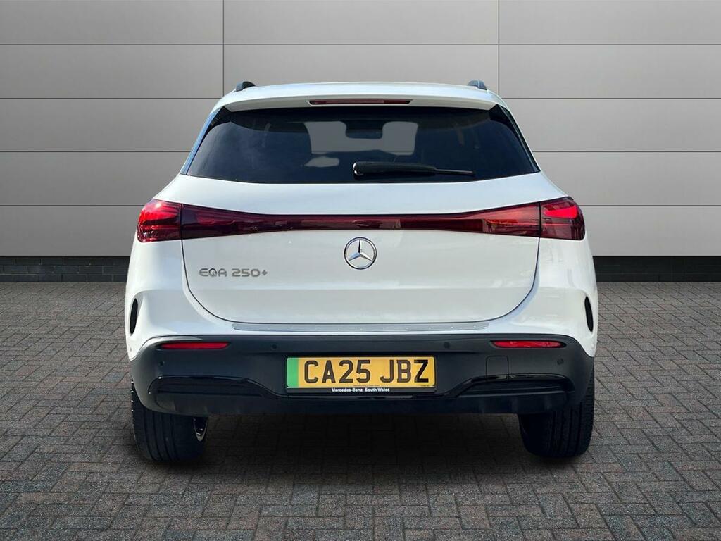 Mercedes-Benz EQA Eqa 250 70.5Kwh Amg Line Premium Plus White #6