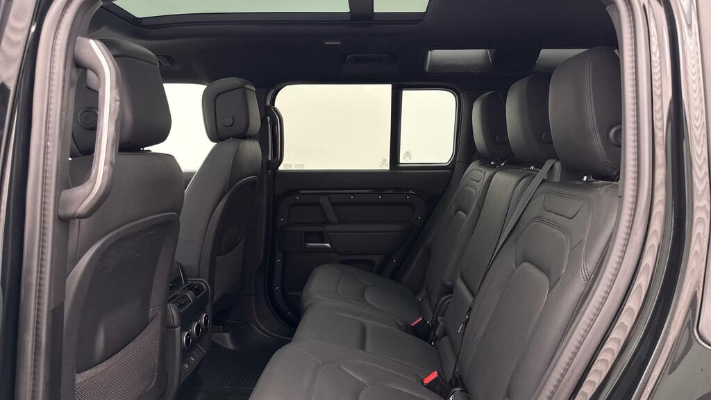 Land Rover Defender 110 3.0 D350 X-dynamic Hse Black #3