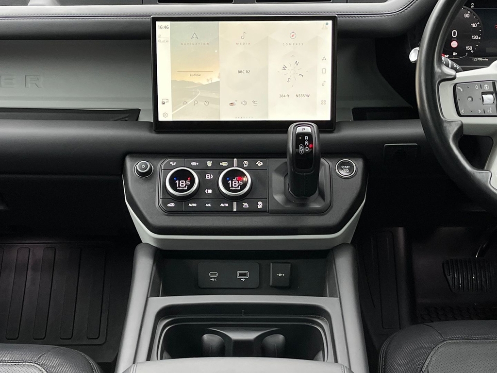 Land Rover Defender 110 3.0 D250 X-dynamic Hse 110 Black #14