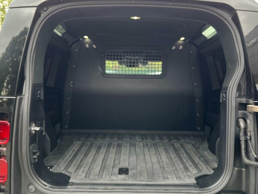 Land Rover Defender 90 Hse Black #10