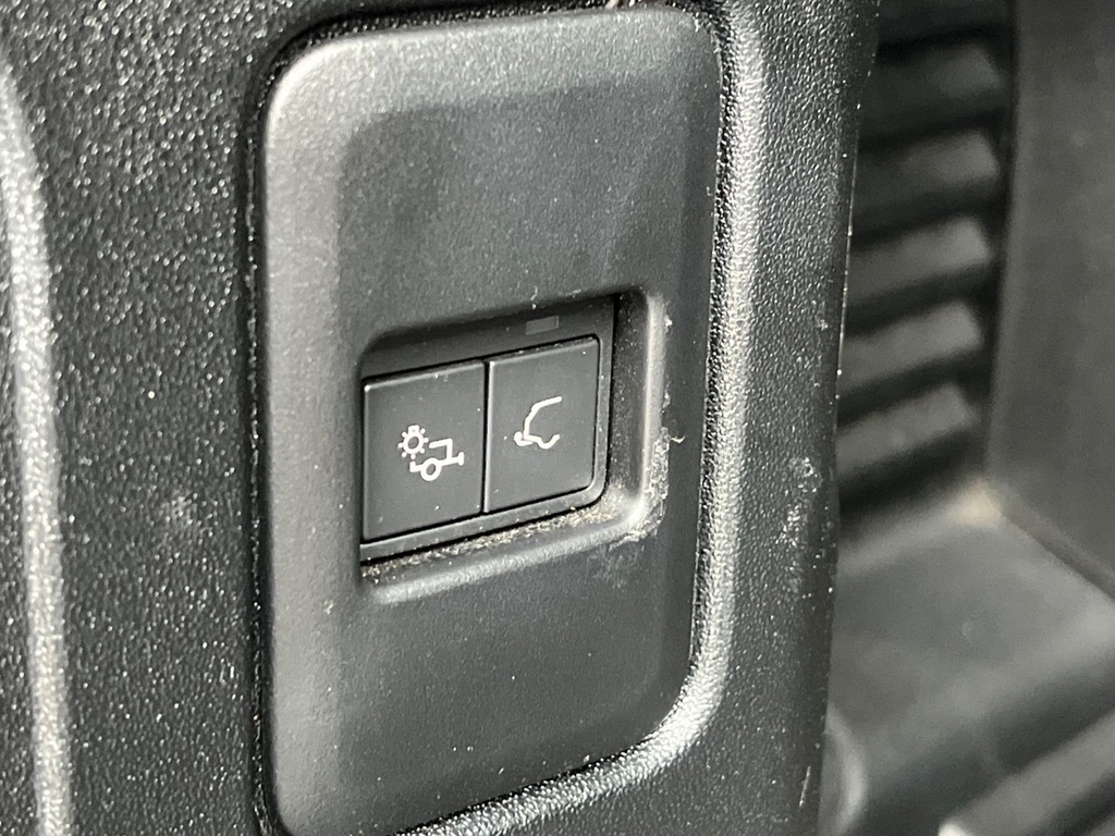 Land Rover Defender 90 Hse Black #28