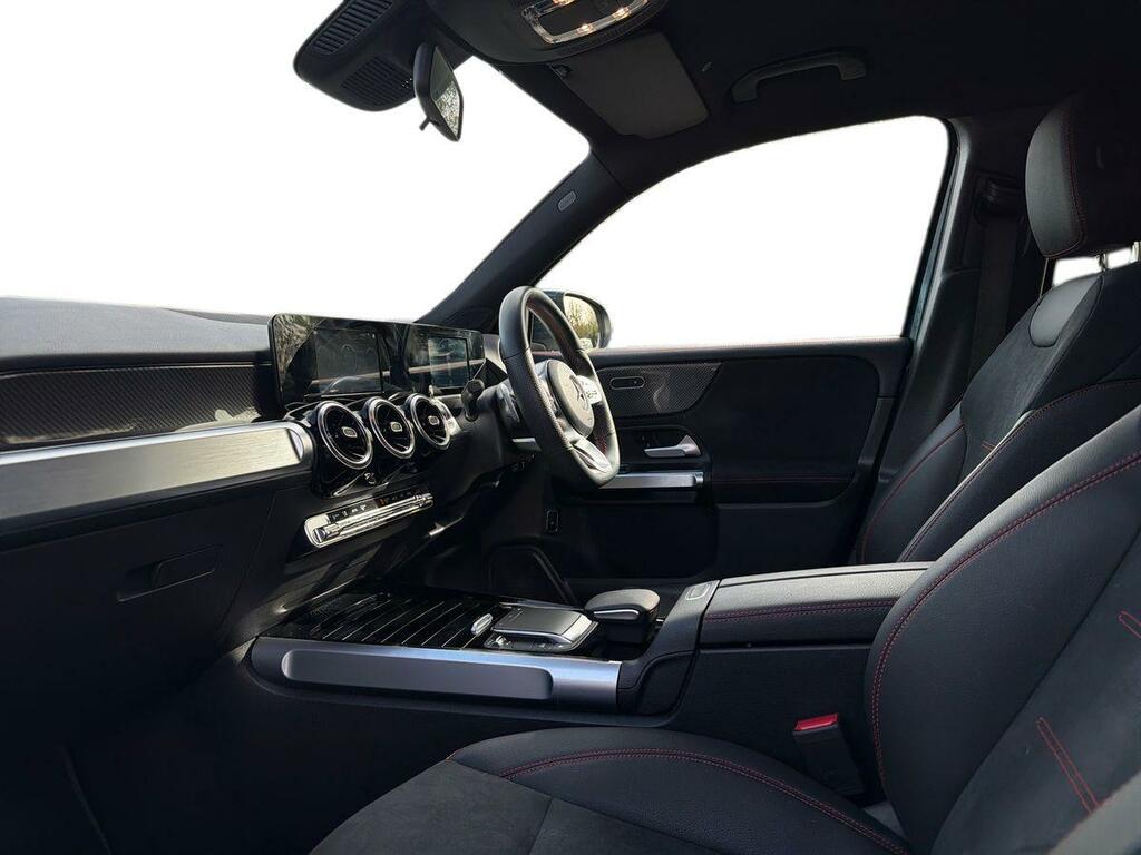 Mercedes-Benz GLB Class Glb 200 Amg Line Blue #3