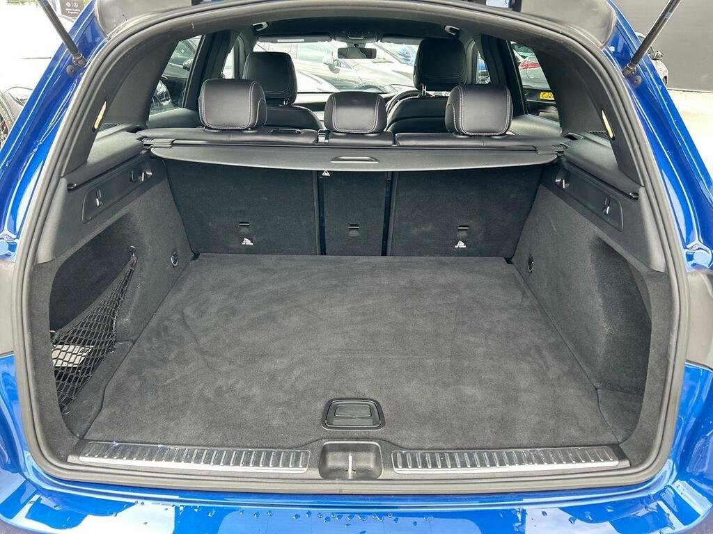 Mercedes-Benz GLC Class 300 4Matic Amg Line Premium Plus Silver #20