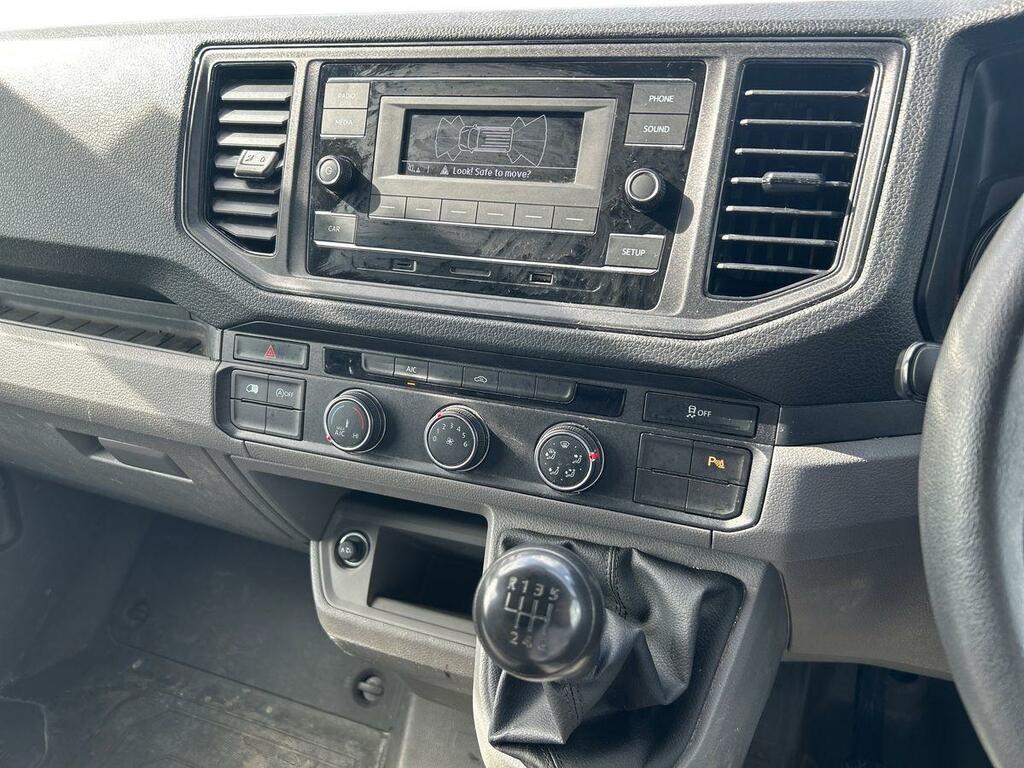 Volkswagen Crafter 2.0 Tdi Cr35 Startline Panel Van White #6