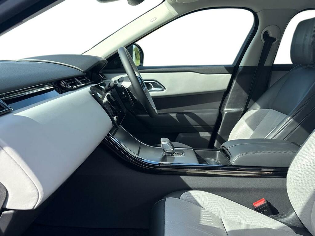 Land Rover Range Rover Velar 2.0 D200 Dynamic Hse Black #3