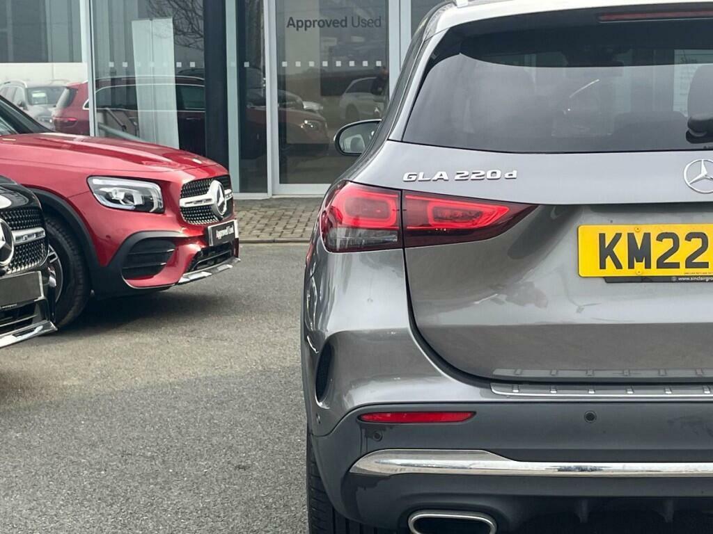 Mercedes-Benz GLA Class Gla 200 Sport White #19