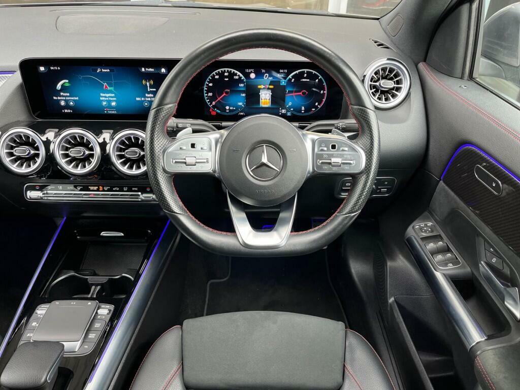 Mercedes-Benz GLA Class Gla 200 Sport White #14