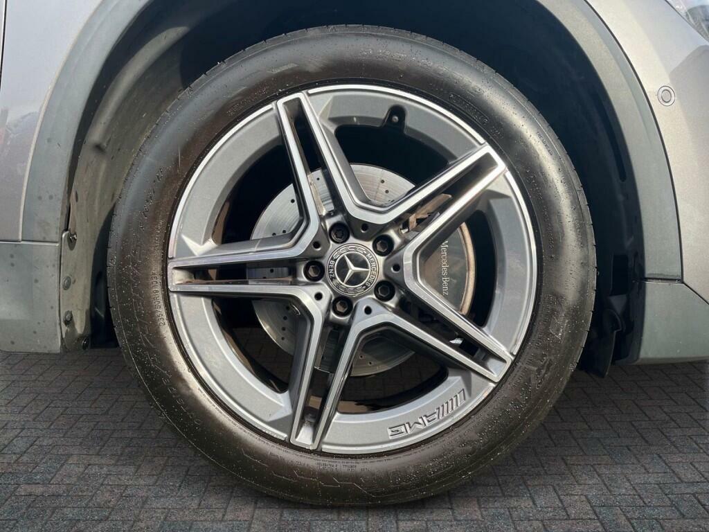 Mercedes-Benz GLA Class Gla 200 Sport White #8
