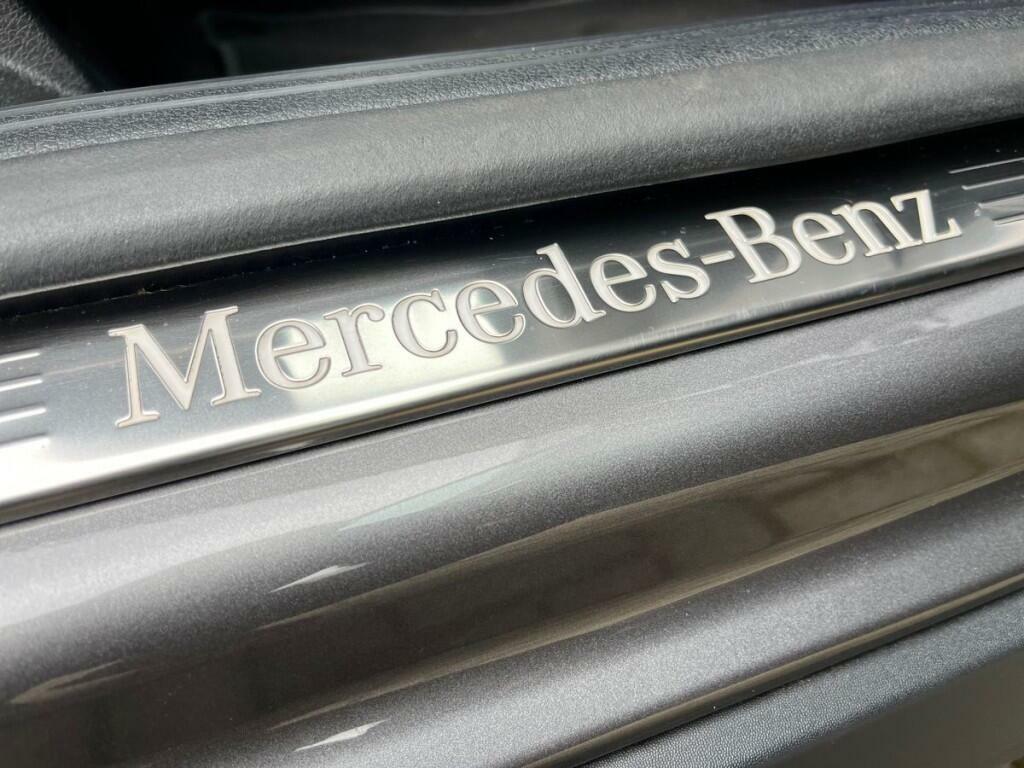 Mercedes-Benz GLA Class Gla 200 Sport White #40