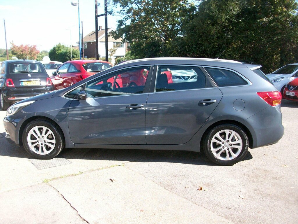 Kia Ceed 1.6 Crdi 2 Sportswagon Euro 5 Blue #6
