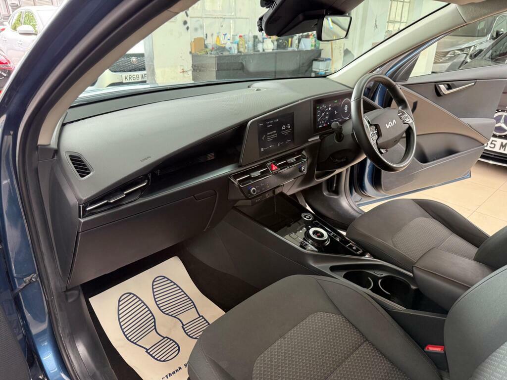 Kia e-Niro 64.8Kwh 2 Suv 201 Bhp White #35