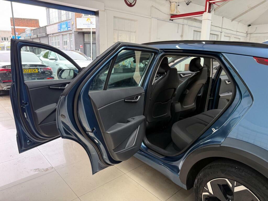 Kia e-Niro 64.8Kwh 2 Suv 201 Bhp White #44