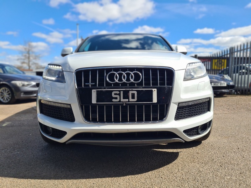 Audi Q7 Tdi Quattro S Line White #2
