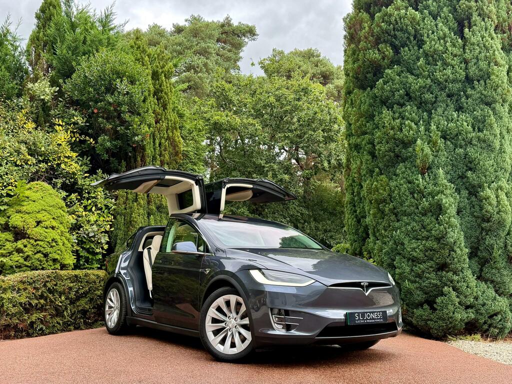 Tesla Model X Long Range 6 Seats Premium Cream Interior Grey