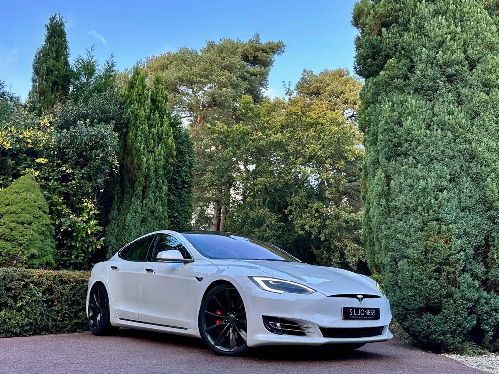 Tesla Model S Standard Range Raven Edition Adaptive Ai White