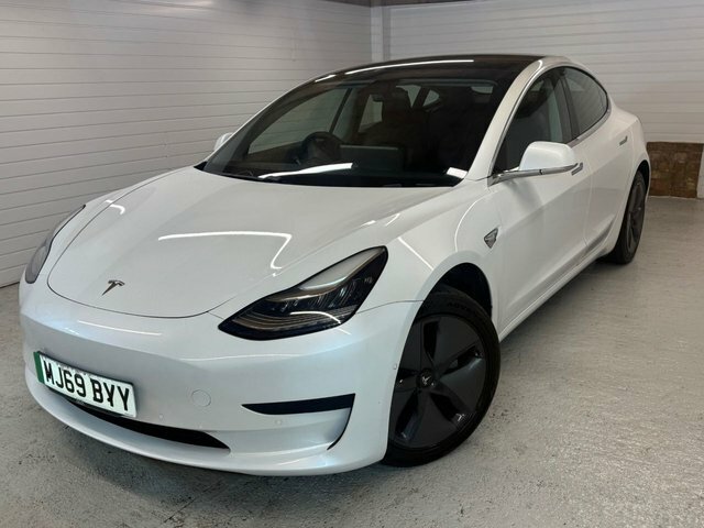 Tesla Model 3 Standard Range Plus Saloon Rwd White #2