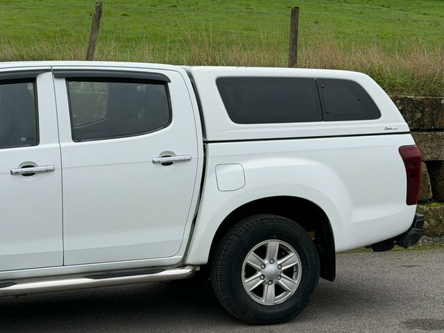 Isuzu D-Max 2014 2.5 Td Eiger Pickup 4X4 19 White #4