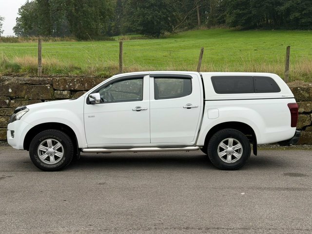Isuzu D-Max 2014 2.5 Td Eiger Pickup 4X4 19 White #2