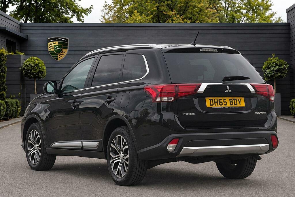 Mitsubishi Outlander 2.2 Di-d Gx3 4Wd Euro 6 Black #5