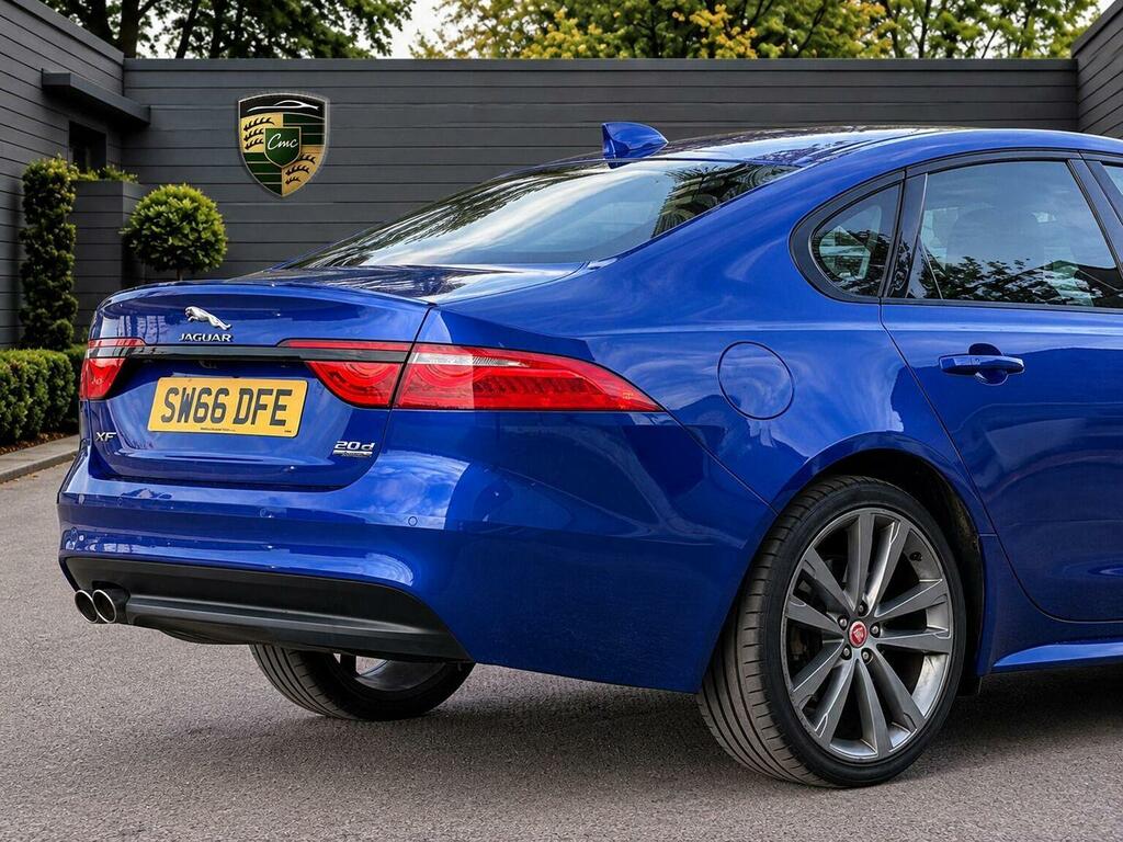 Jaguar XF 2.0I Prestige Red #8