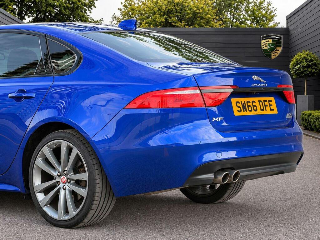 Jaguar XF 2.0I Prestige Red #11