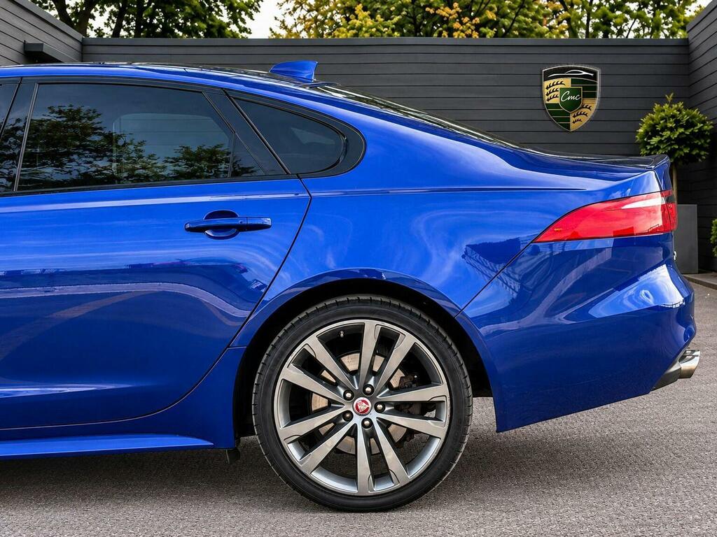 Jaguar XF 2.0I Prestige Red #15